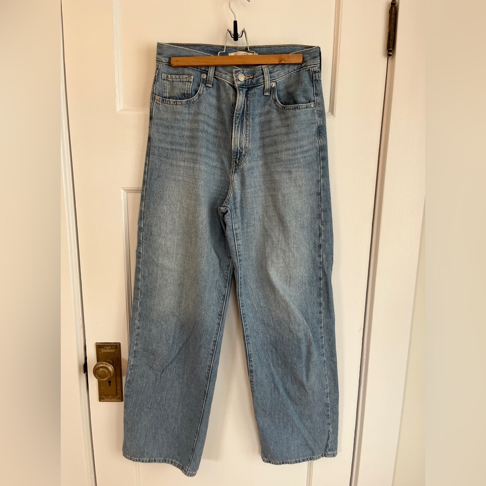 Levi’s high waisted straight